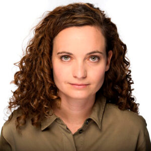 CLARA APARICIO YOLDI