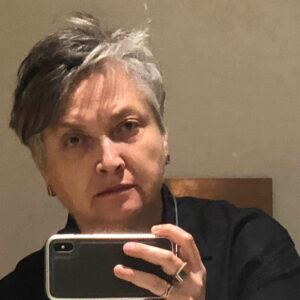  CINTHIA BODENHORST PAREDES 