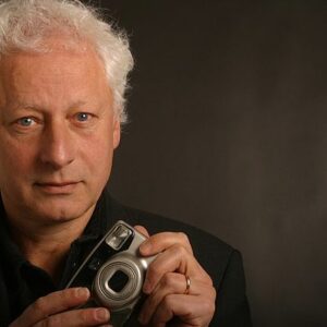 ROBERT CAHEN