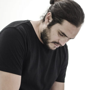 EMANUEL TOVAR
