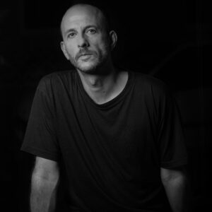 RUI CALÇADA BASTOS
