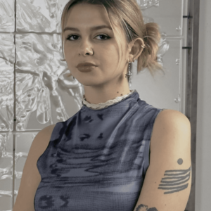 IRENE MOLINA