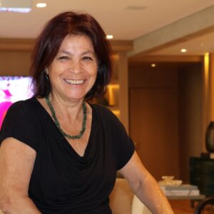 LUCILA MEIRELLES
